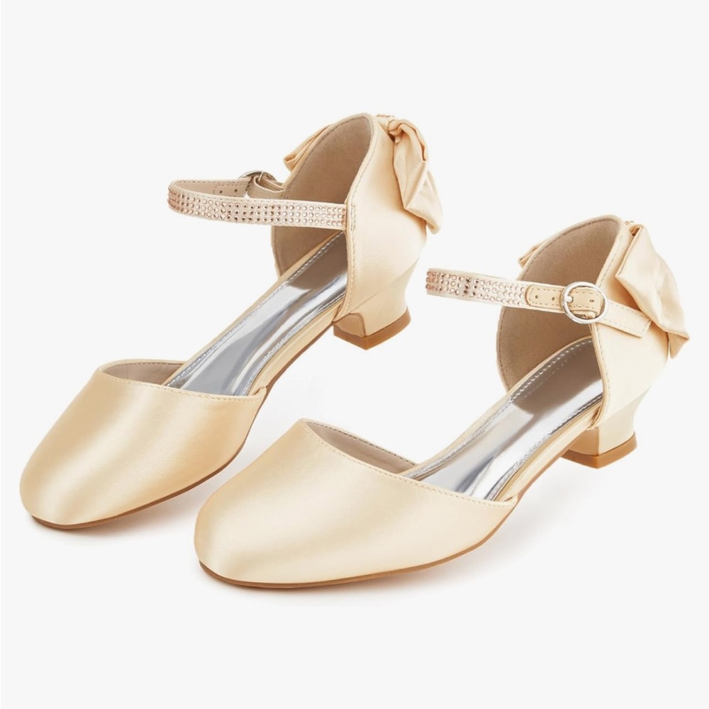 Coutgo girls dress shoes low heel Mary Jane bow heels princess wedding pumps